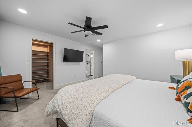 1221 Warson Pines Drive, St Louis, MO 63132