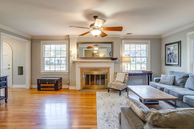 2027 Glenco Terrace, Fort Worth, TX 76110