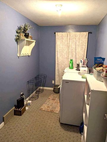 328 E MAIN STREET, Hilbert, WI 54129