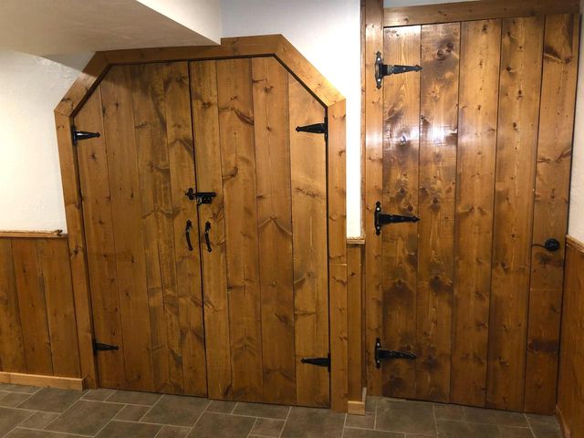 328 E MAIN STREET, Hilbert, WI 54129