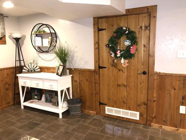 328 E MAIN STREET, Hilbert, WI 54129