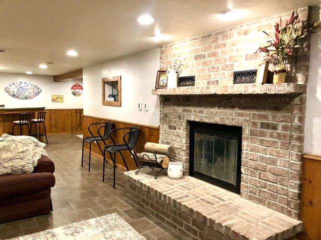 328 E MAIN STREET, Hilbert, WI 54129