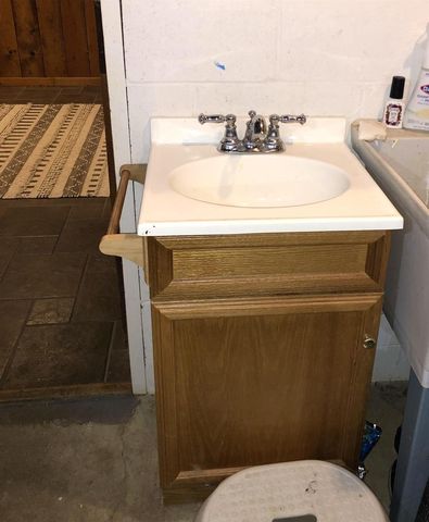 328 E MAIN STREET, Hilbert, WI 54129