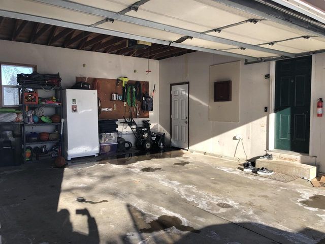 328 E MAIN STREET, Hilbert, WI 54129