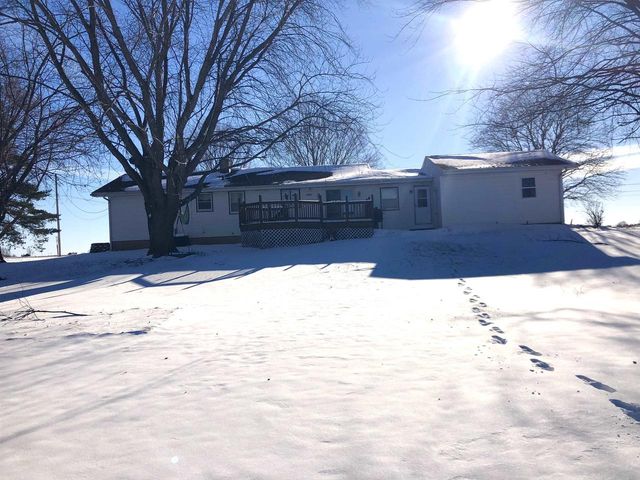 328 E MAIN STREET, Hilbert, WI 54129