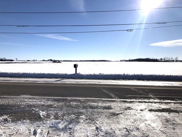 328 E MAIN STREET, Hilbert, WI 54129