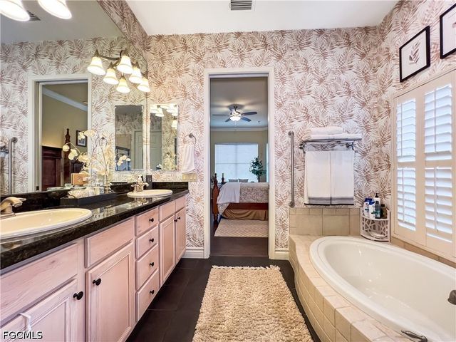 3290 Shady Bend WAY, Fort Myers, FL 33905