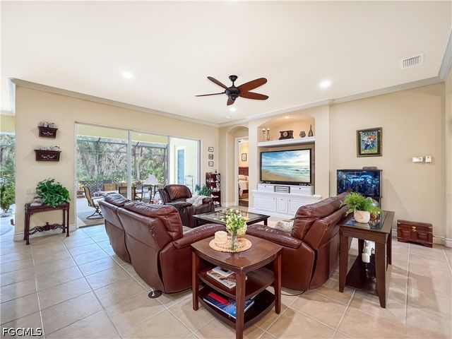 3290 Shady Bend WAY, Fort Myers, FL 33905