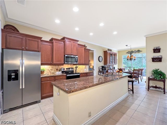 3290 Shady Bend WAY, Fort Myers, FL 33905