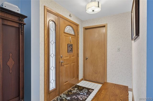 205 Glencove Rd, Tonawanda, NY 14223