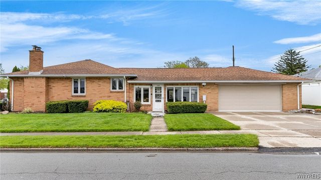 205 Glencove Rd, Tonawanda, NY 14223