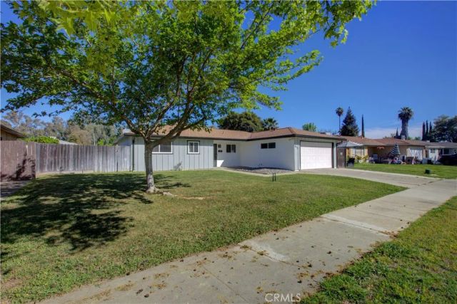 1673 Sacramento, Merced, CA 95348