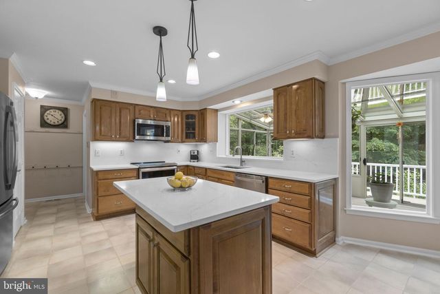 6119 DRY LEAF PATH, Columbia, MD 21044
