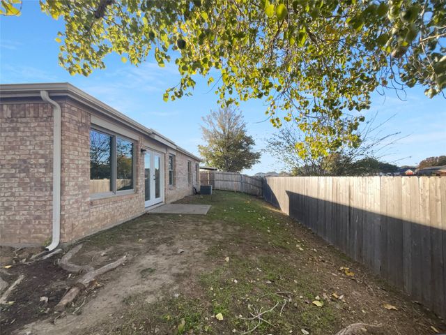1600 Desperado Road, Fort Worth, TX 76131