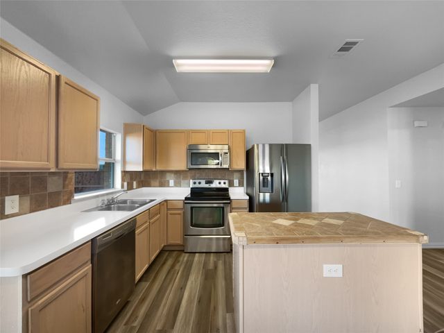 1600 Desperado Road, Fort Worth, TX 76131