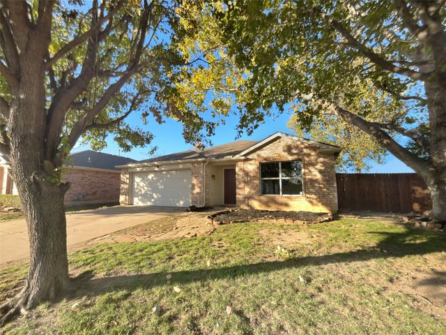 1600 Desperado Road, Fort Worth, TX 76131