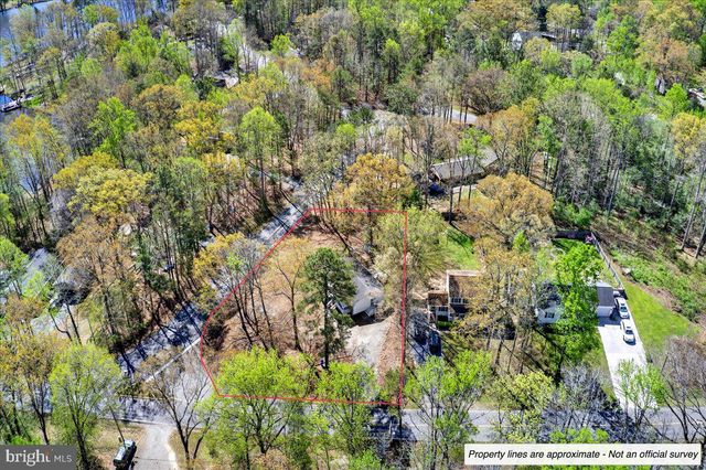 719 LAKE CAROLINE DR, Ruther Glen, VA 22546