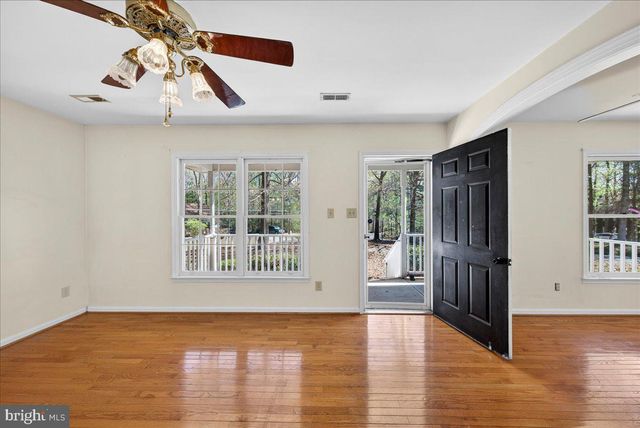 719 LAKE CAROLINE DR, Ruther Glen, VA 22546