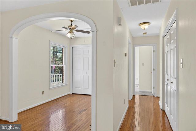 719 LAKE CAROLINE DR, Ruther Glen, VA 22546