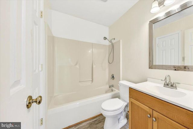 719 LAKE CAROLINE DR, Ruther Glen, VA 22546