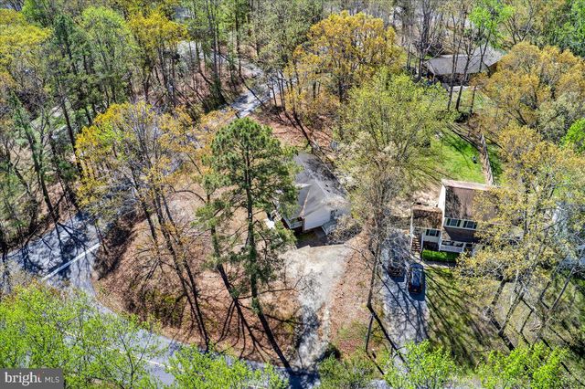 719 LAKE CAROLINE DR, Ruther Glen, VA 22546