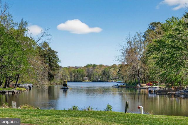719 LAKE CAROLINE DR, Ruther Glen, VA 22546