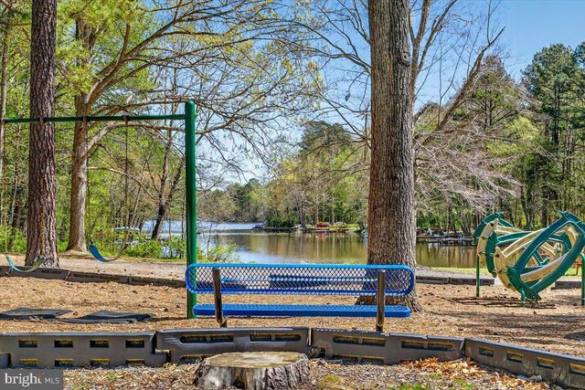 719 LAKE CAROLINE DR, Ruther Glen, VA 22546