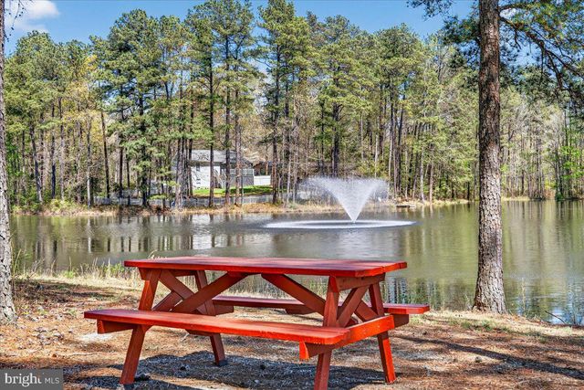 719 LAKE CAROLINE DR, Ruther Glen, VA 22546