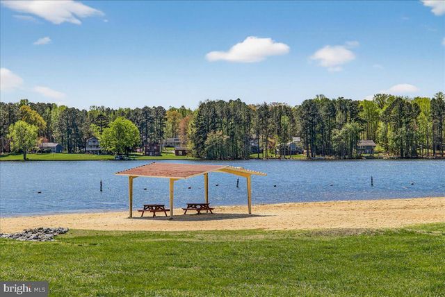 719 LAKE CAROLINE DR, Ruther Glen, VA 22546