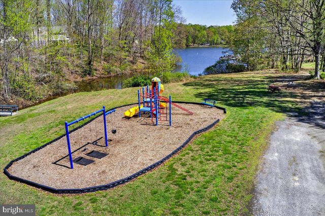 719 LAKE CAROLINE DR, Ruther Glen, VA 22546