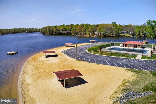 719 LAKE CAROLINE DR, Ruther Glen, VA 22546