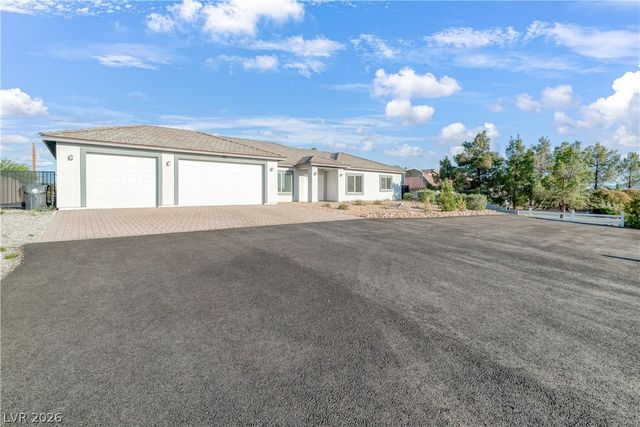 2261 Pampa Avenue, Pahrump, NV 89048