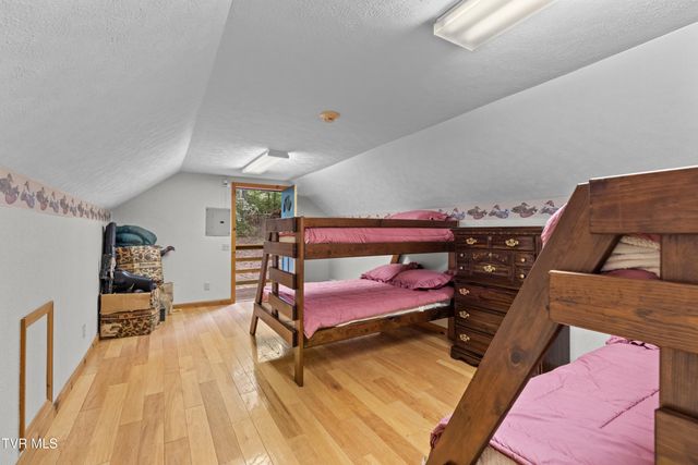 257 Jones Lane, Mooresburg, TN 37811