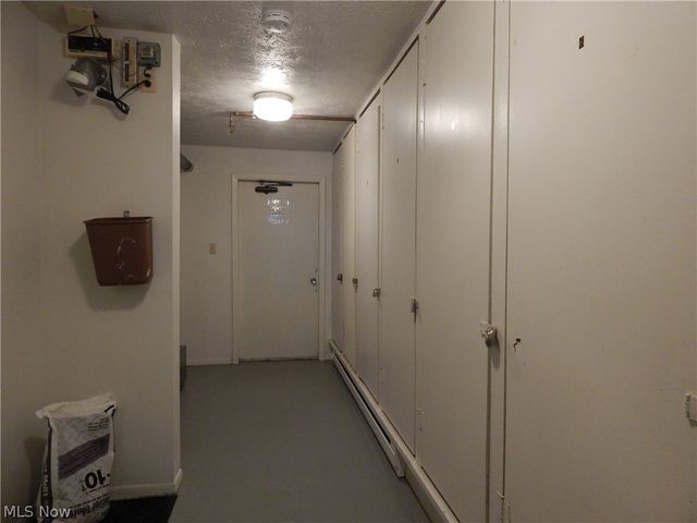 26179 Raintree Boulevard D8, Olmsted Falls, OH 44138