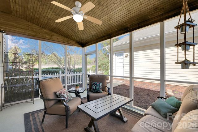 903 White Point Drive, Huntersville, NC 28078