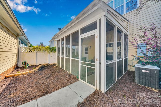 903 White Point Drive, Huntersville, NC 28078