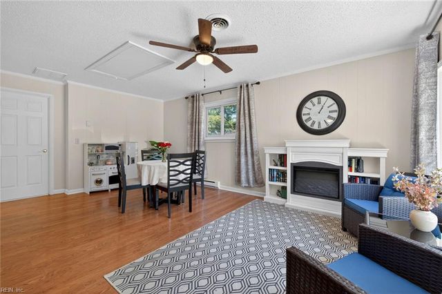 1117 Camelot CT, Chesapeake, VA 23323