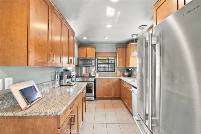3412 N Greenbrier, Long Beach, CA 90808