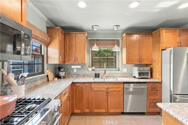 3412 N Greenbrier, Long Beach, CA 90808