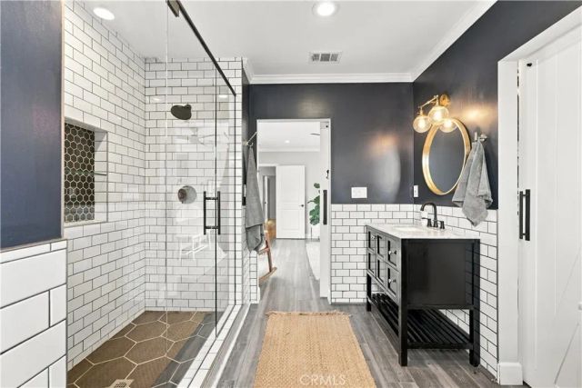 3412 N Greenbrier, Long Beach, CA 90808