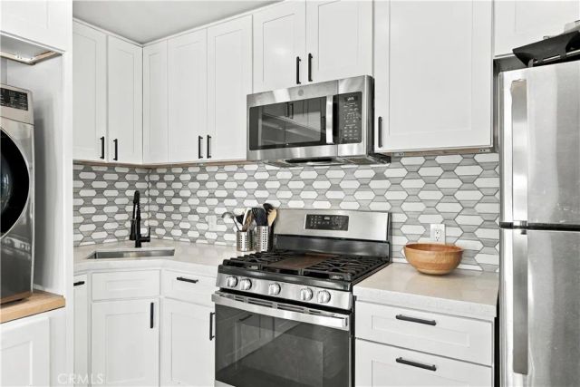 3412 N Greenbrier, Long Beach, CA 90808