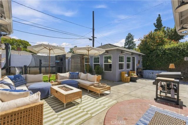 3412 N Greenbrier, Long Beach, CA 90808