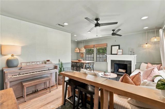 3412 N Greenbrier, Long Beach, CA 90808