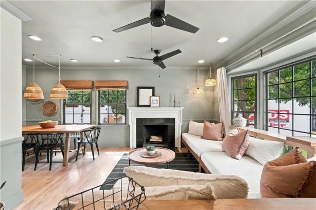 3412 N Greenbrier, Long Beach, CA 90808