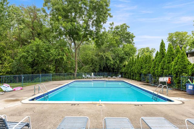 22700 Garrison Street 302, Dearborn, MI 48124