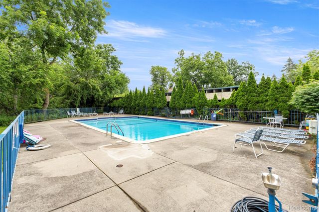 22700 Garrison Street 302, Dearborn, MI 48124