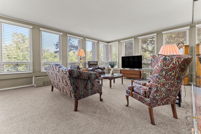 22700 Garrison Street 302, Dearborn, MI 48124