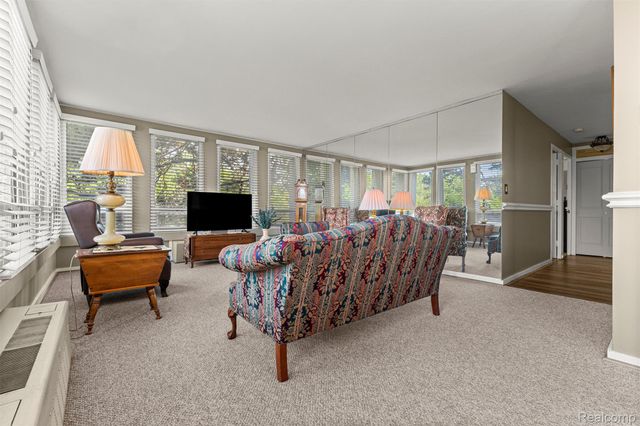 22700 Garrison Street 302, Dearborn, MI 48124