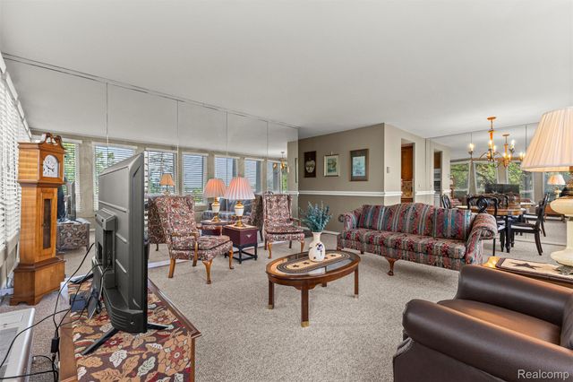 22700 Garrison Street 302, Dearborn, MI 48124