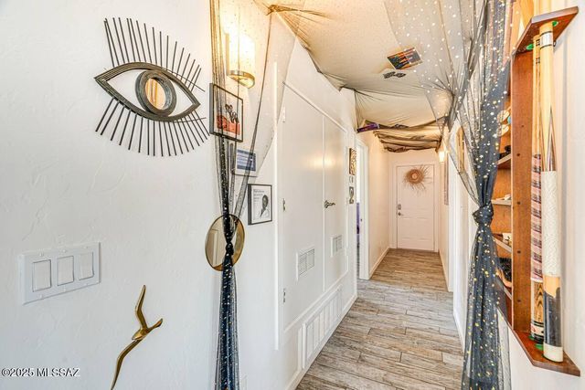 532 W District Street, Tucson, AZ 85714